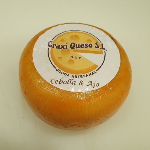 .Craxi pequeño queso de leche cruda con cebolla & ajo, queso de granja holandés 48+ peso de la rueda 500 gr.