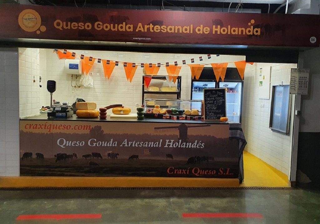 Craxi Gouda Artesanal. Tienda de quesos en el Mercado de la Merced y el Mercado de Huelin especializada en quesos Gouda artesanos de alta calidad de los Países Bajos en España.