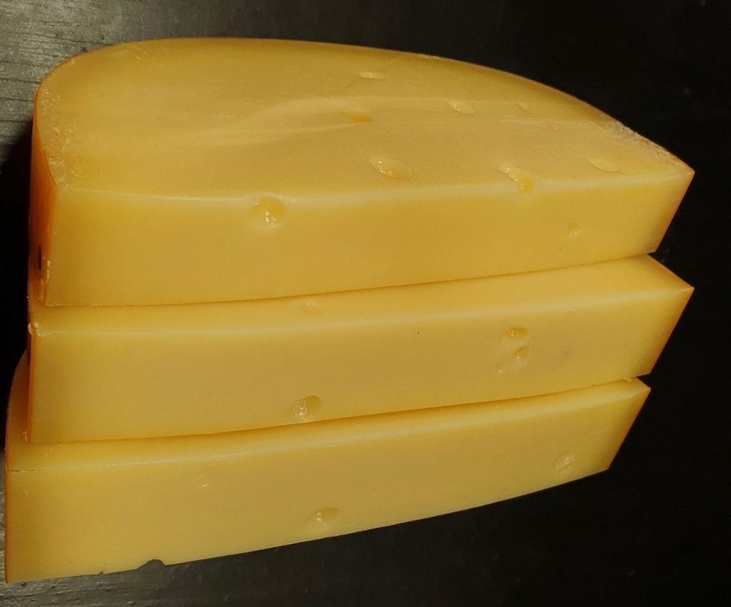 Cuñas de queso Gouda clasificadas por periodo de curación (cuña de 500 g o 1 kg)