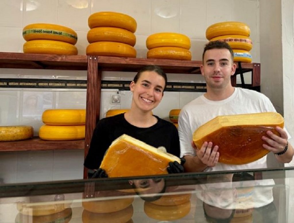 Ubicaciones de las tiendas Craxi Queso en Málaga: Mercado de la Merced y Mercado de Huelin