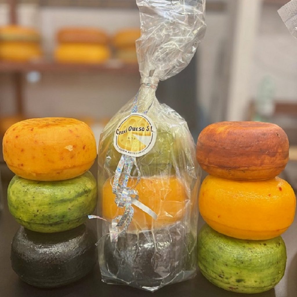 Tasting pack of 3 artisan cow's milk cheeses